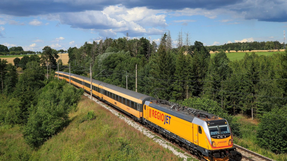 Пасажирів українсько-чеського потягу штрафуватимуть до 5000 євро: причини