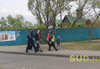 Хроники киевского карантина 25 апреля: полиция задержала нарушительницу, а жильцы организовали субботник в микрорайоне
