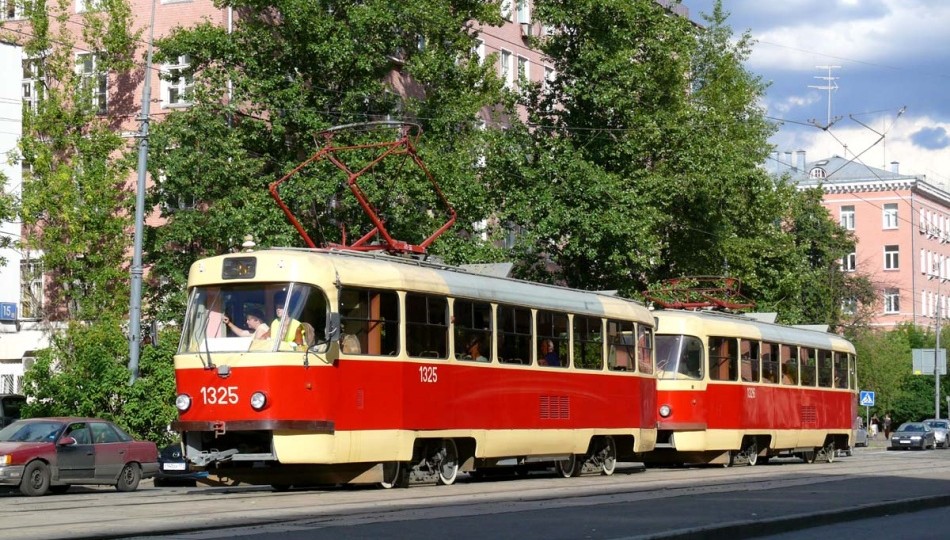 В Киеве на Троещине временно приостановят движение трамваев