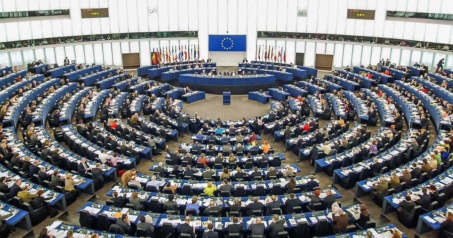 Европарламент намерен отменить плату за роуминг между ЕС и Украиной