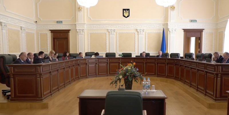 Кто проник в кабинет судьи на Луганщине