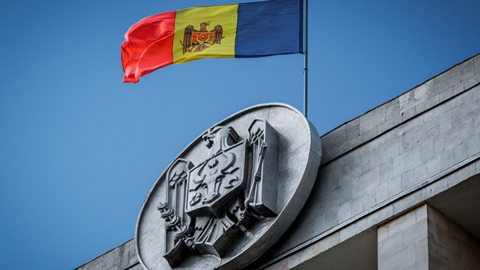 Двоих министров Румынии заподозрили в коррупции