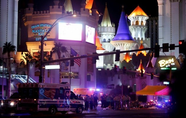 Стрельба в Лас-Вегасе: число погибших и пострадавших выросло