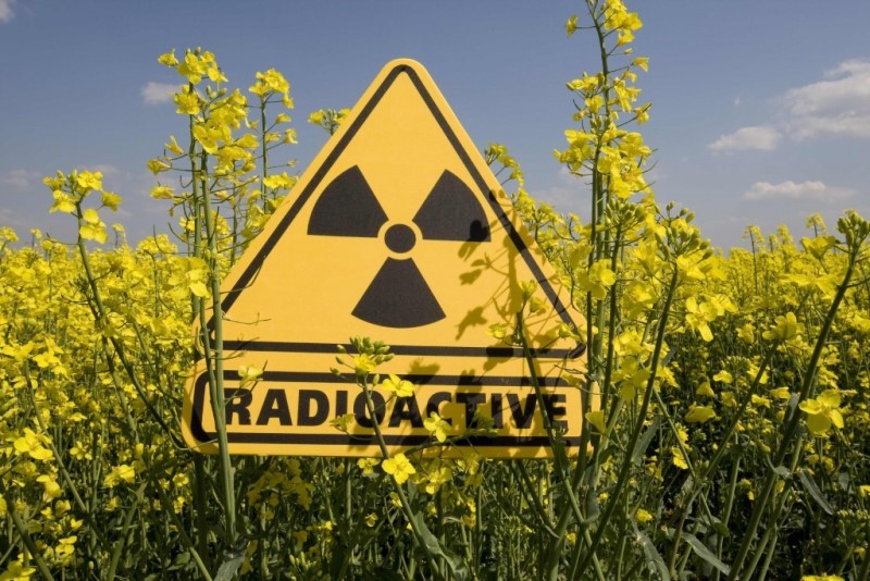 Украинцев предупредили о радиации в воздухе