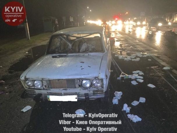 Смертельное ДТП под Киевом: автомобиль «снес» трех женщин на переходе