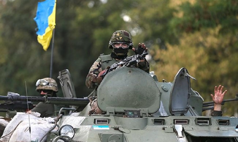 Украинские защитники укрепили позиции на Донбассе