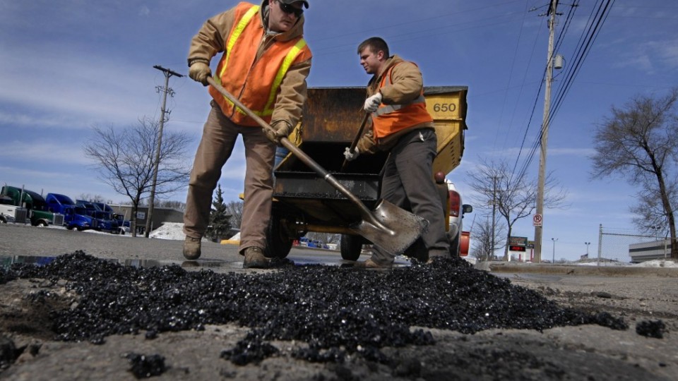 В ГФС отчитались, сколько налоговых поступлений направят на ремонт дорог