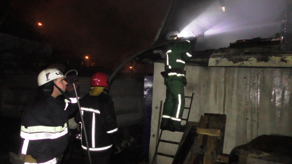 В Житомире пожилой мужчина сгорел в собственном гараже