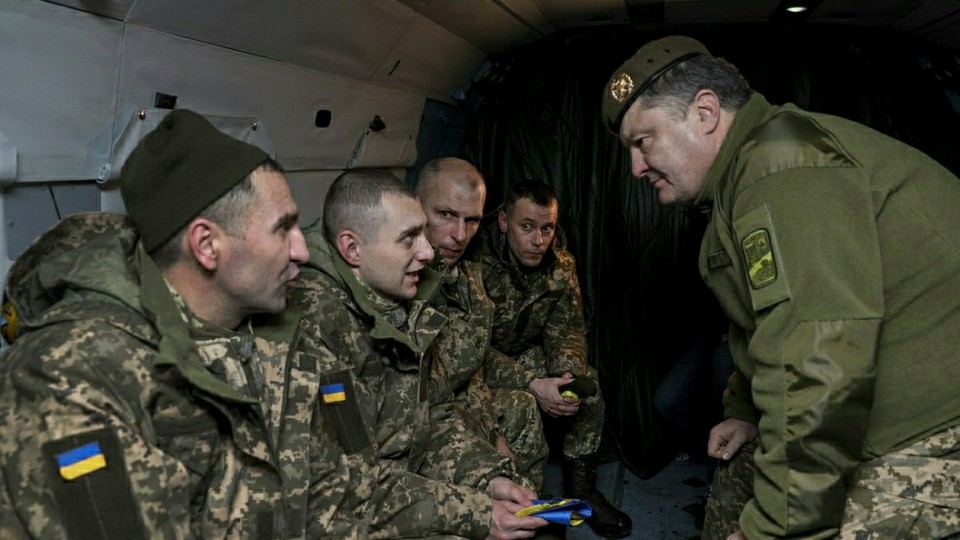 Порошенко сообщил, когда продолжатся переговоры по освобождению пленных украинцев