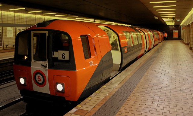 Шотландский Глазго откажется от машинистов метро