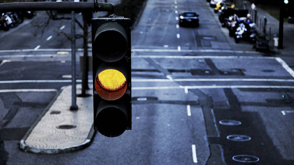 Желтый режим светофора планируют отменить после ДТП в Кривом Роге