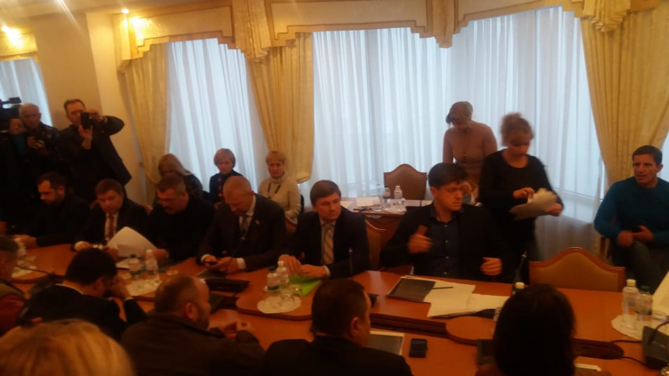 Комитет нацбезопасности и обороны поддержал введение военного положения в Украине