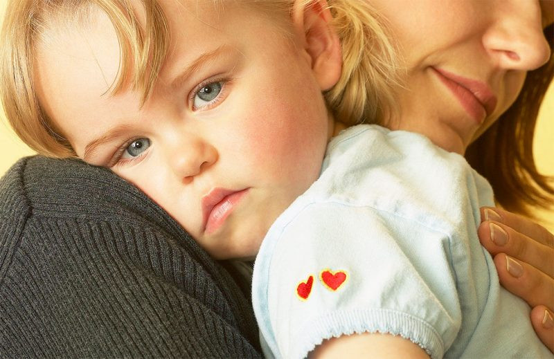 Допомога одиноким матерям: у Раді зареєстровано законопроект