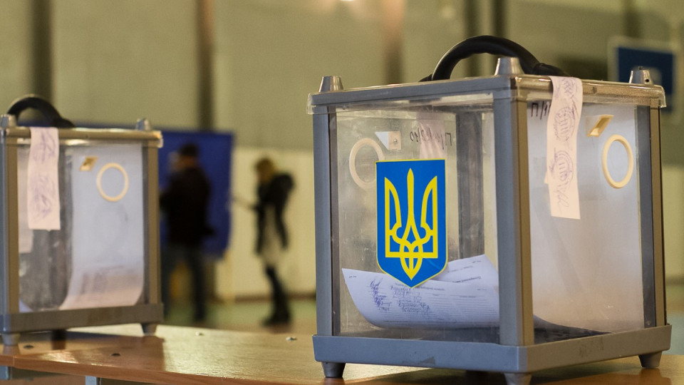 Военное положение в Украине: местные выборы под угрозой