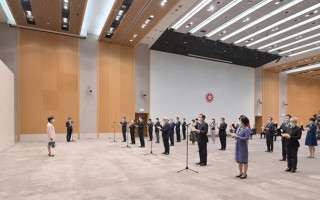 Гонконг планирует заставить политиков присягнуть Пекину