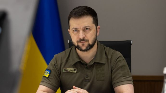Зеленский:  Украину склоняют к невыгодному результату переговоров с РФ