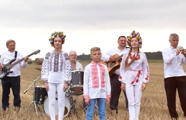 «Любите Украину»: презентовали современную версию известной песни, видео
