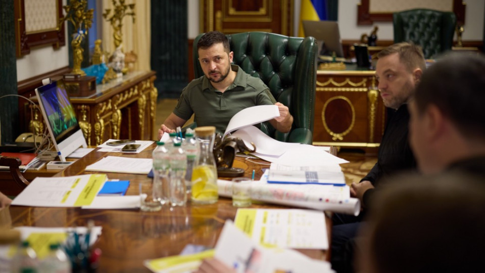 В Офисе Президента обсудили меры в случае выведения из строя энергосистемы Украины