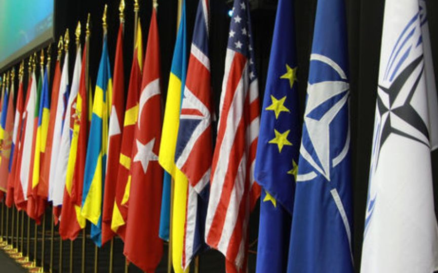 Парламентская ассамблея НАТО признала РФ государством-террористом