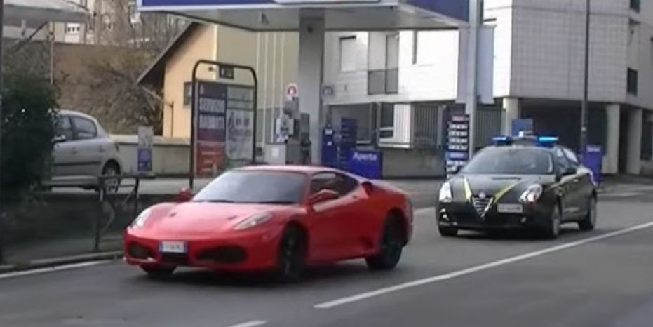 Итальянец сделал копию Ferrari и теперь его ждет суд