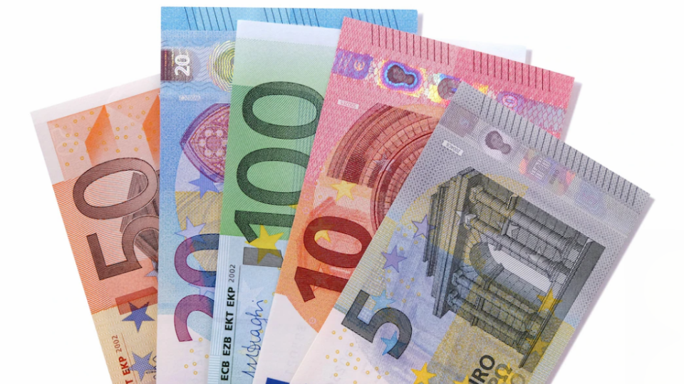 Завершается обмен наличной гривны на евро в Италии – назвали дату