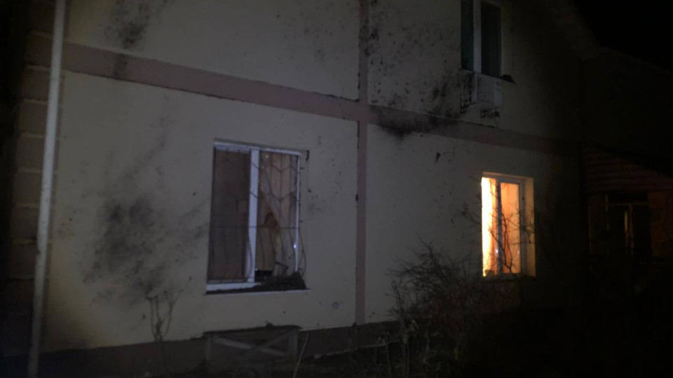 Киевщина подверглась атаке дронами-камикадзе: показали фото последствий