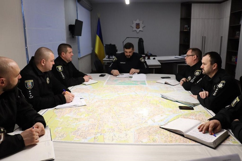 Киевские правоохранители усиливают меры безопасности в выходные дни – полиция