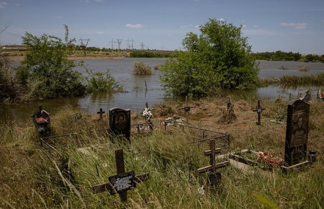 Затоплены кладбища и уничтожены дома: как живет Херсонщина после подрыва Каховской ГЭС, фото