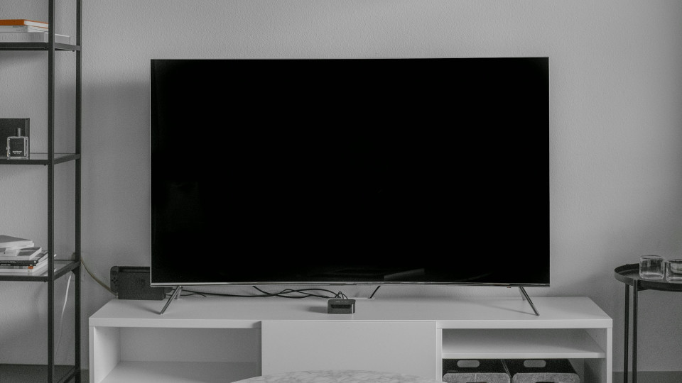 У Львові суд відшкодував покупцю повну вартість телевізора, в корпусі якого виявили сліди рідини