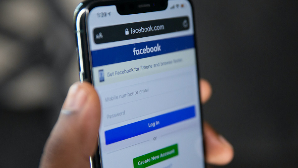 В Нидерландах рекомендуют правительственным организациям прекратить использование Facebook