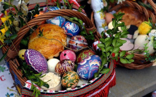Когда в Киеве можно освятить пасхальные корзины: расписание праздничных богослужений