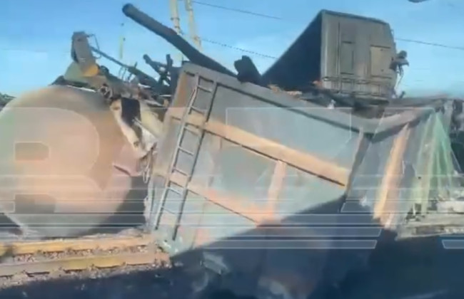 В россии беспилотник попал в грузовой поезд с дизтопливом: видео