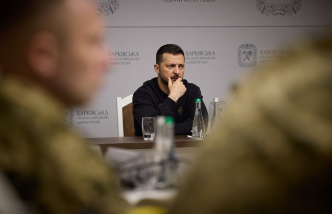 Владимир Зеленский ветировал закон, которым депутаты предлагали увольнять людей за непредъявление родственников, оставшихся на временно оккупированной территории