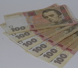 Акцизы на табачные изделия пополнили бюджет Украины в 2,3 раза