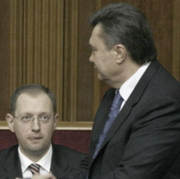 Яценюк предлагает Януковичу создать временное правительство