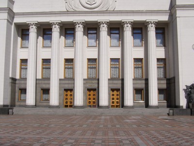 Киевский апелляционный суд рассмотрит иск к Президенту
