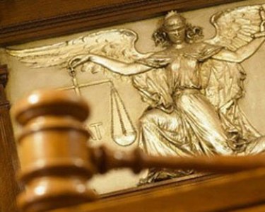 Судей апелляционных хозсудов лишили ежемесячного содержания