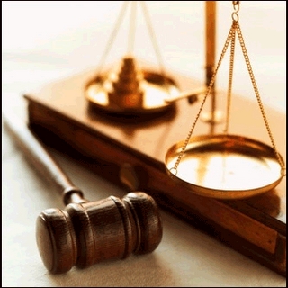 Особенности заключения договоров с юристами