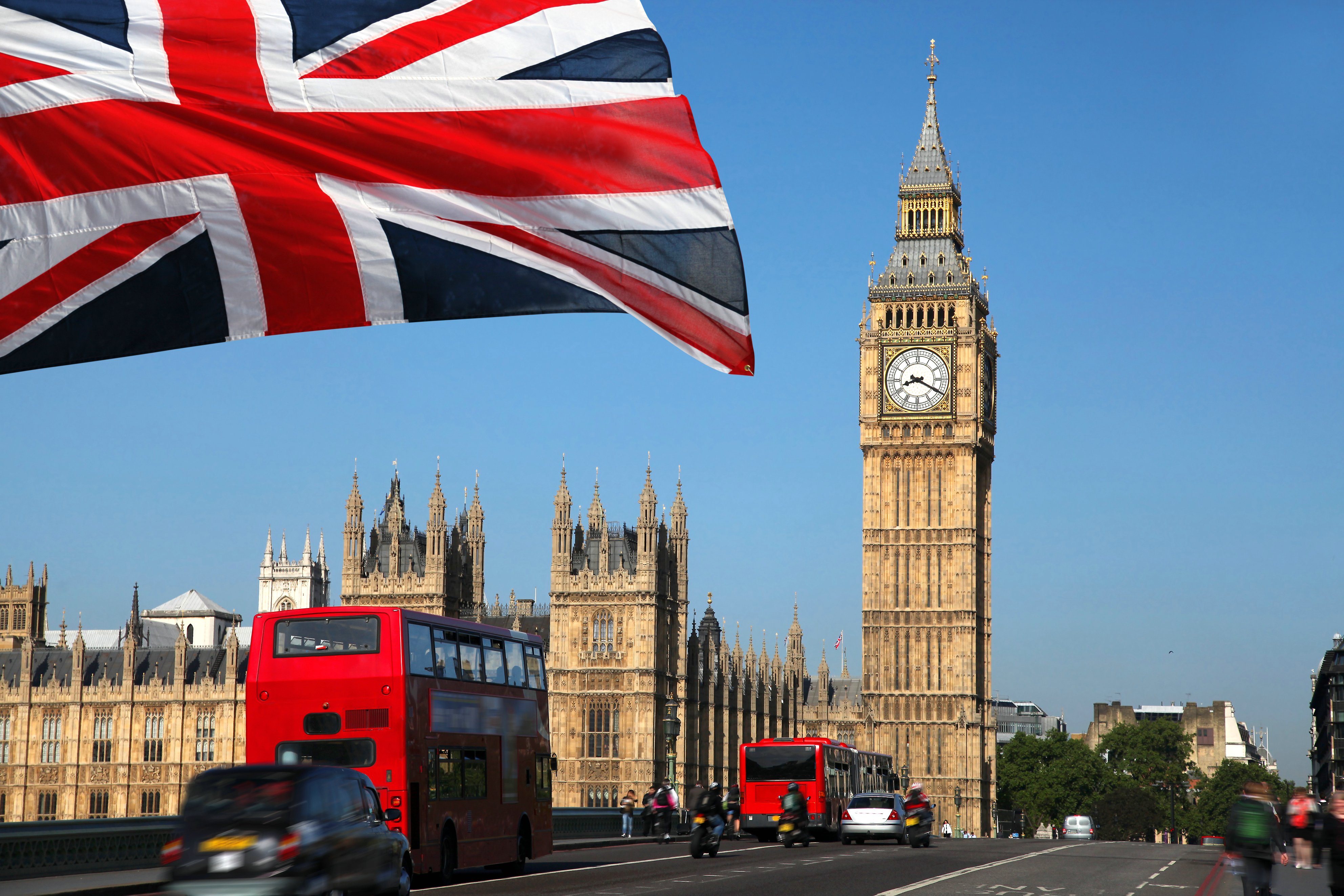Великобритания хочет ввести рабочие визы для граждан ЕС