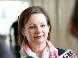 Австралийского министра уволили из-за поездок за счет госбюджета