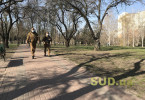 За чем киевляне стоят в очередях субботним утром — карантин в Киеве 4 апреля