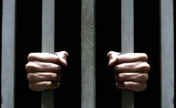 За сокрытие факта двойного гражданства госслужащими предлагают сажать