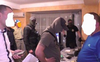 Злоумышленники пытались похитить и вывезти обратно в Россию мужчину, — Ю. Луценко