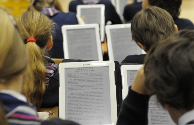 В Раде предлагают экономить на покупках школьных книг