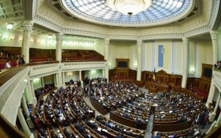 Парламент усилил госгарантии безопасности детей