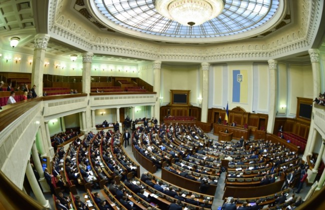 Парламент усилил госгарантии безопасности детей