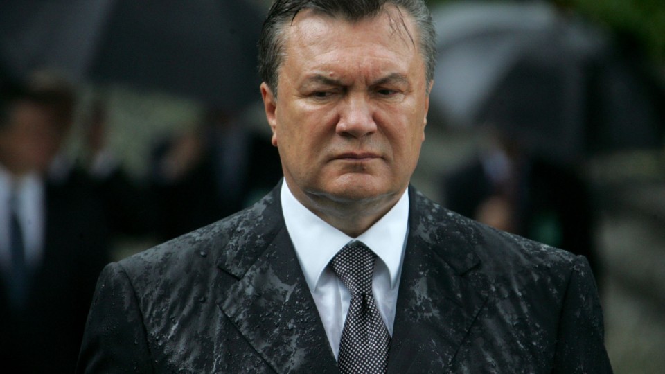 Суд разрешил судить Януковича заочно