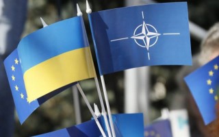 НАТО собирается снабдить Украину спутниковым оборудованием