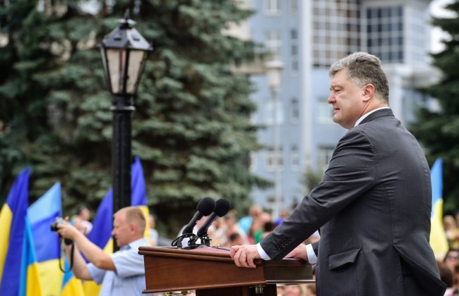 Порошенко инициирует создание в Украине еще одного министерства