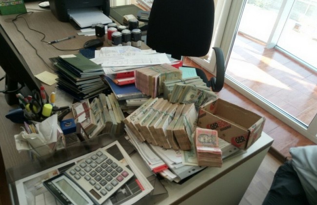 В Черновицкой области СБУ разоблачила преступную группировку по отмыванию денег